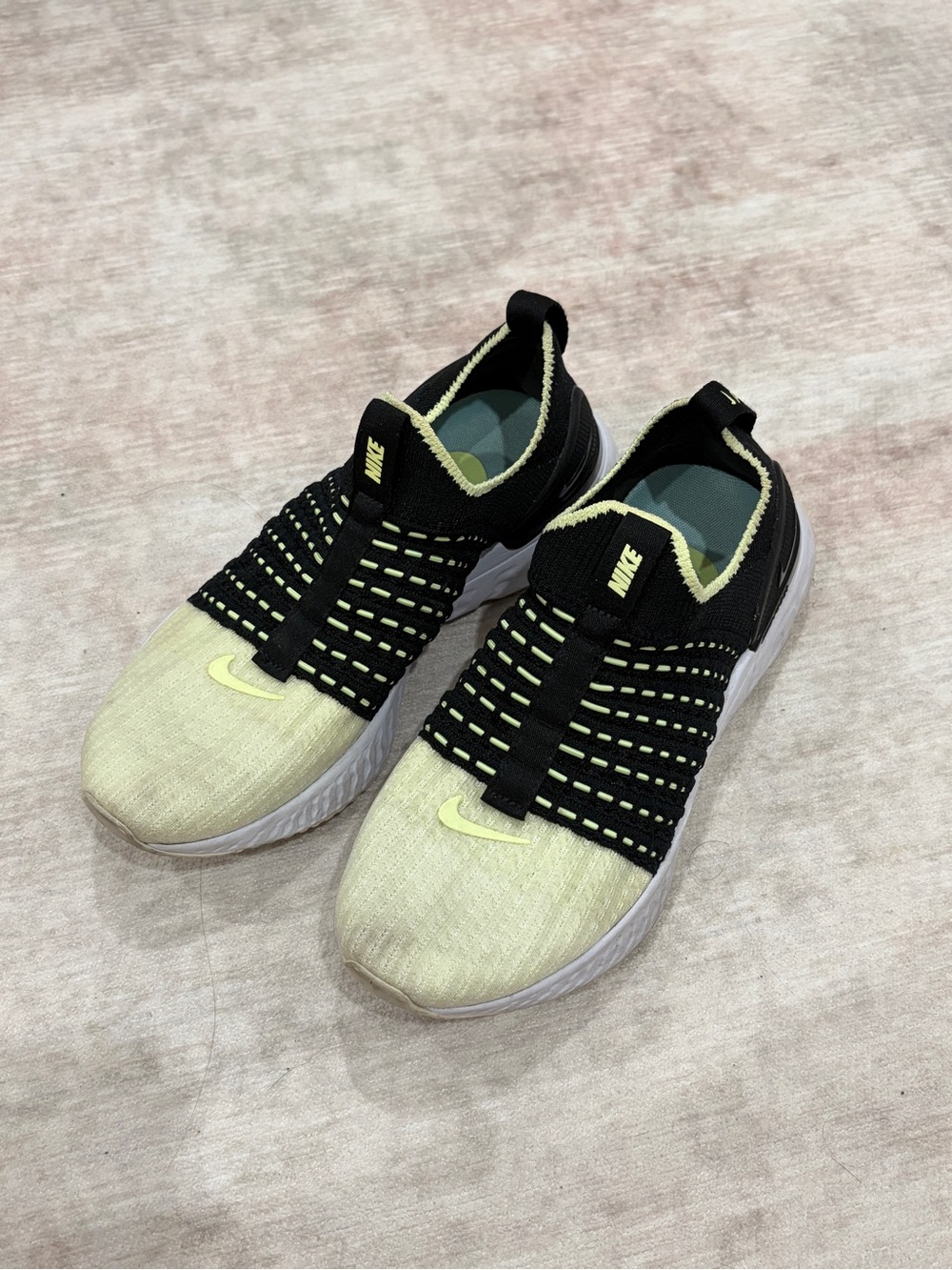 Nike Phantom Athletic Sneakers - Black & Pale Yellow